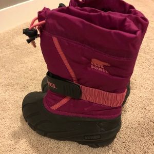 Sorel snow boats for kids